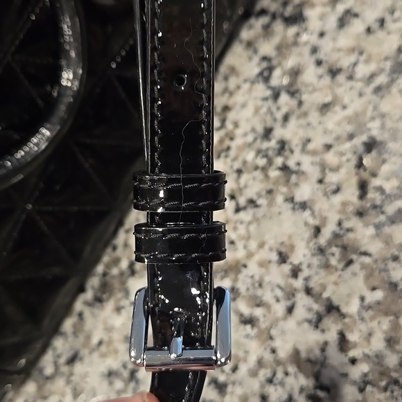 MICHAEL MICHAEL KORS VIVIANNE SM TZ MESSENGER PATENT LEATHER CROSSBODY BAG. NWT. - Picture 7 of 14